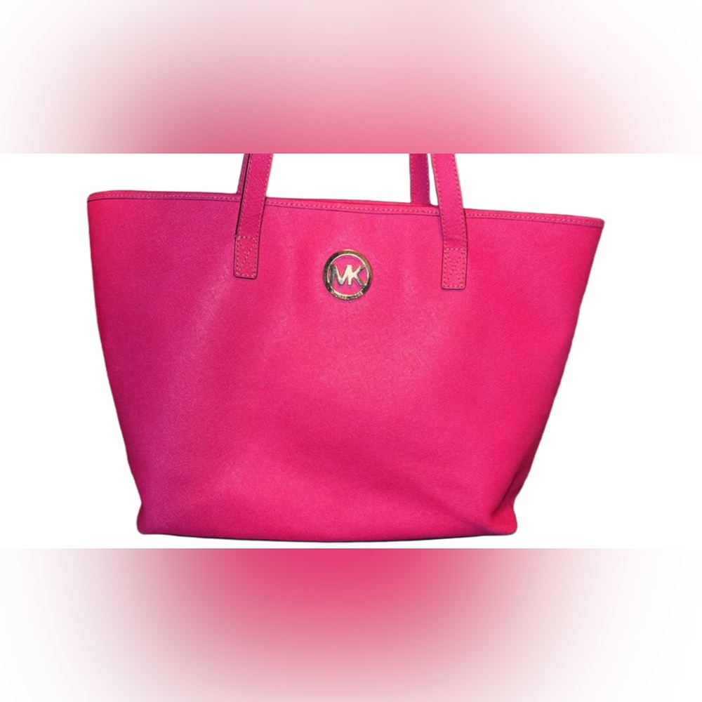 Hot pink jet set Michael Kors tote